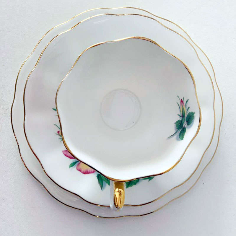 Royal Albert Sweetheart Roses Anne Trio