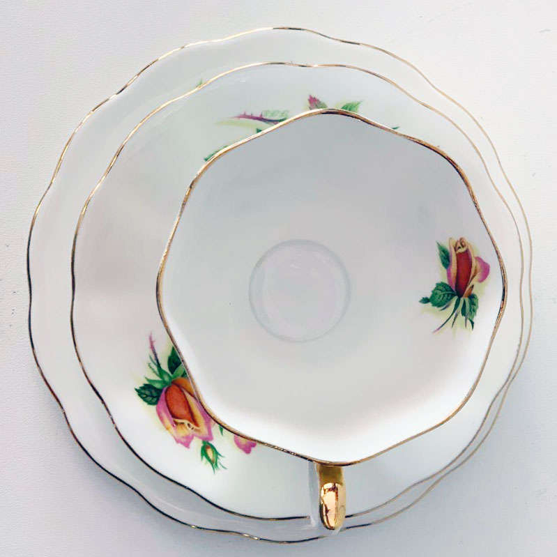 Royal Albert Sweetheart Roses Margaret Trio