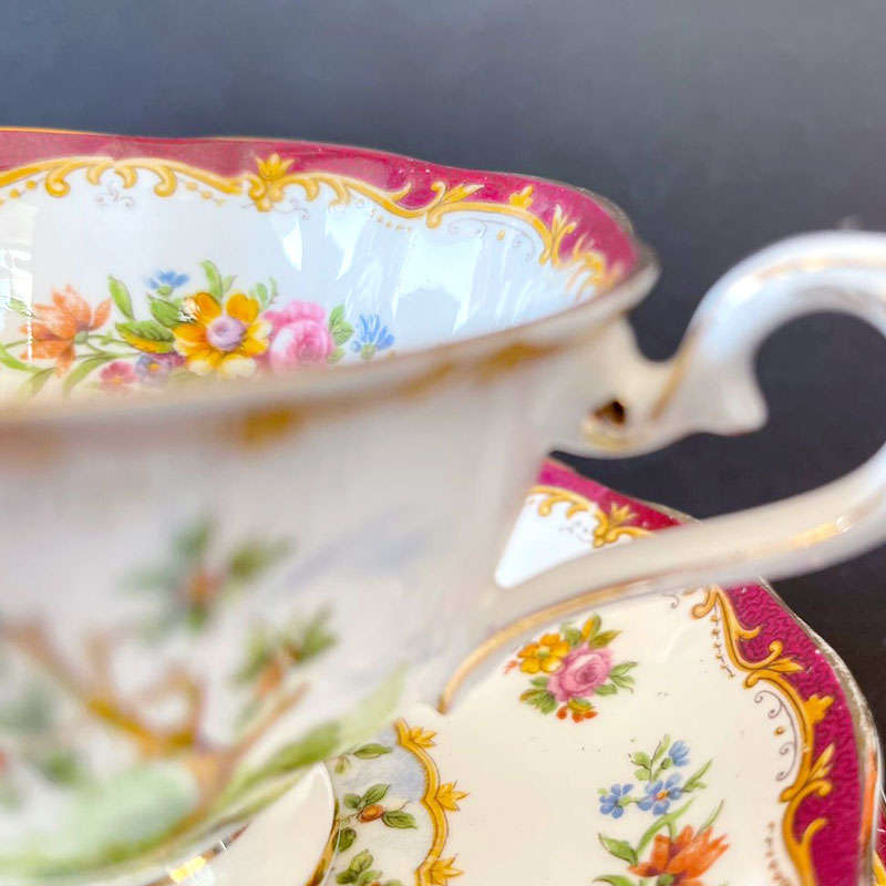 Royal Albert Chelsea Bird Avon Fluted Trio Maroon