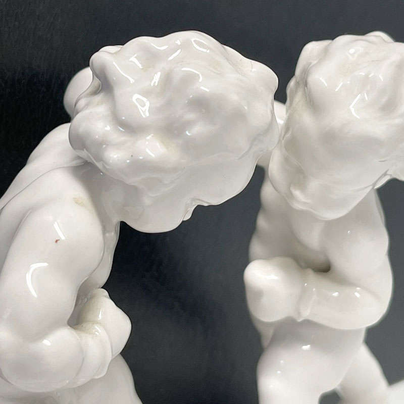 Hutschenreuther Selb Cherubs Putti Boxing Figurine