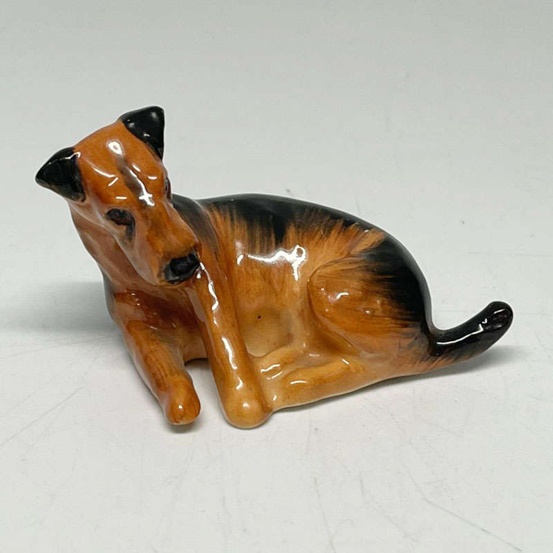 Royal Doulton Dog Airedale Terrier K5