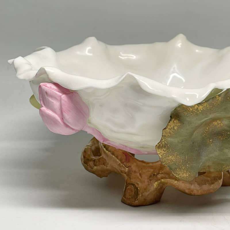 Moores Bros Flower and Foliage Water Lily Bowl