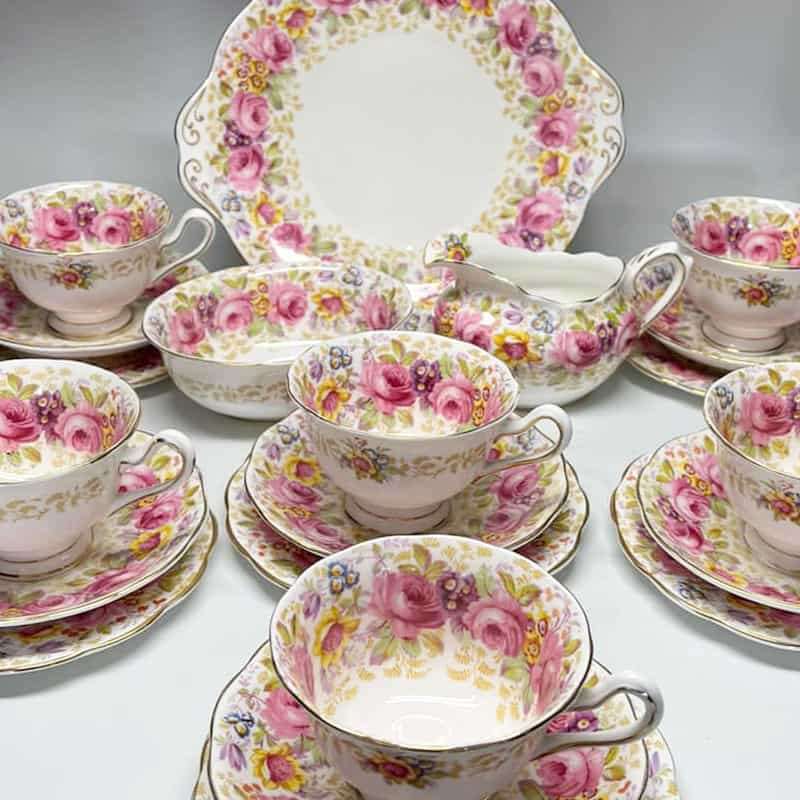 Royal Albert Serena Avon Tea Service 21 Piece