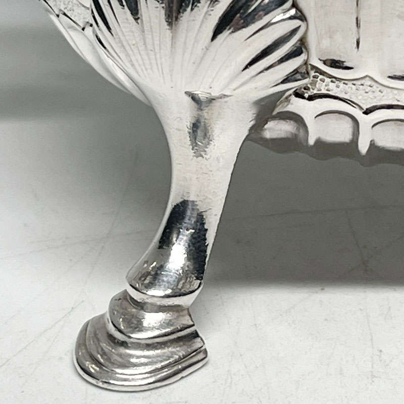 Hallmarked London Silver Sauce Boat William Comyns