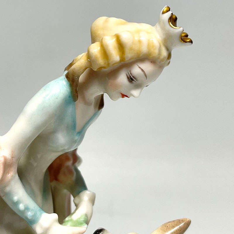 Rare Hutschenreuther Princess With Deer Tutter