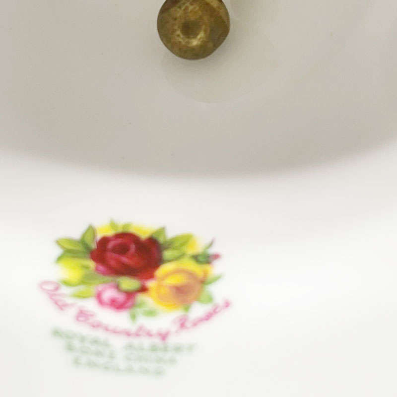 Royal Albert Old Country Roses Bell