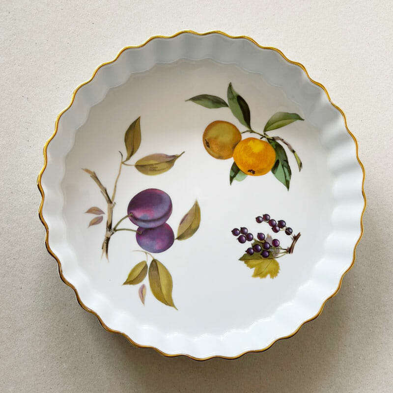 Royal Worcester Evesham Oven Pie Dish