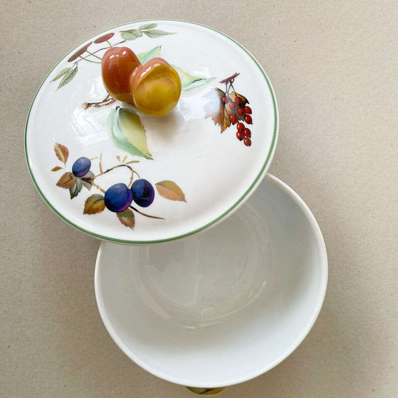 Royal Worcester Evesham Vale Veg and Cover