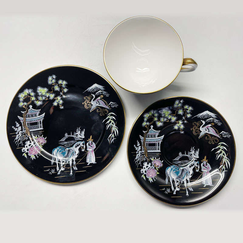 Royal Albert Oriental Black Trio