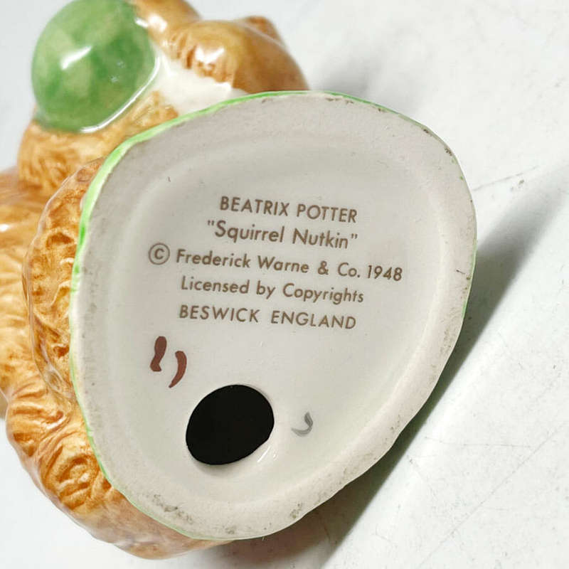 Beswick Beatrix Potter Squirrel Nutkin BP3c