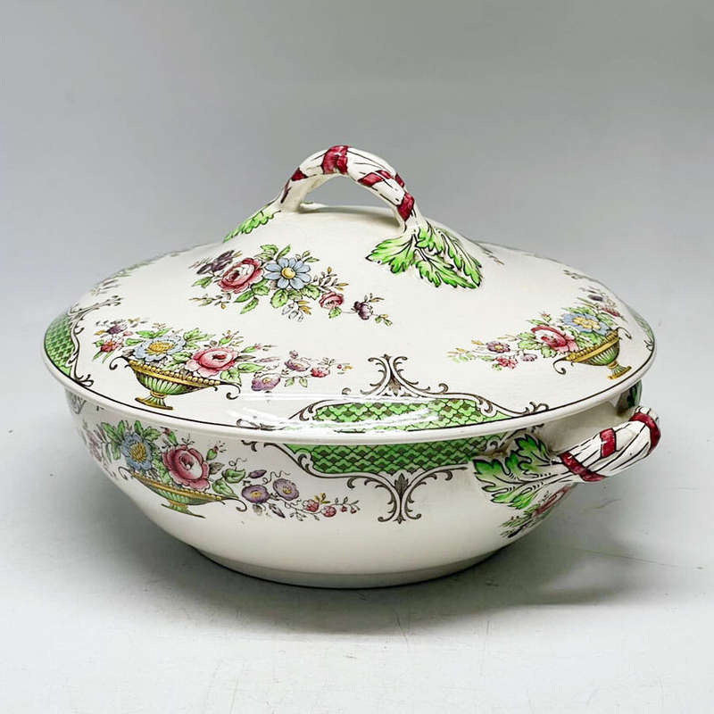 Copeland Spode Ellesmere Vegetable Bowl and Cover