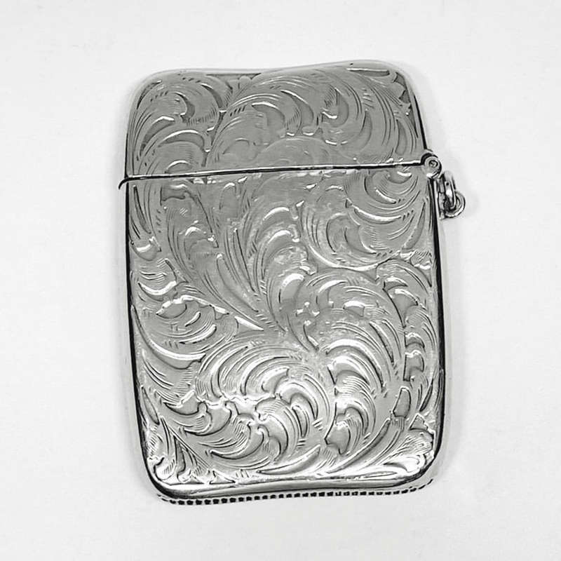 Large Embossed Silver Vesta Case