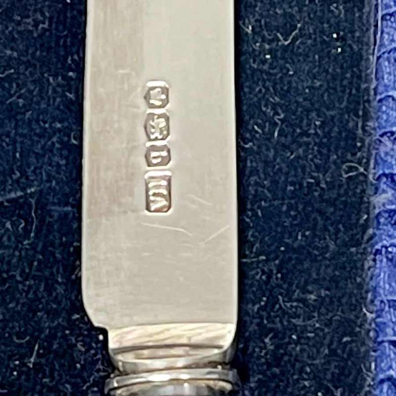 Hallmarked Silver Fruit Knives Sheffield 1919