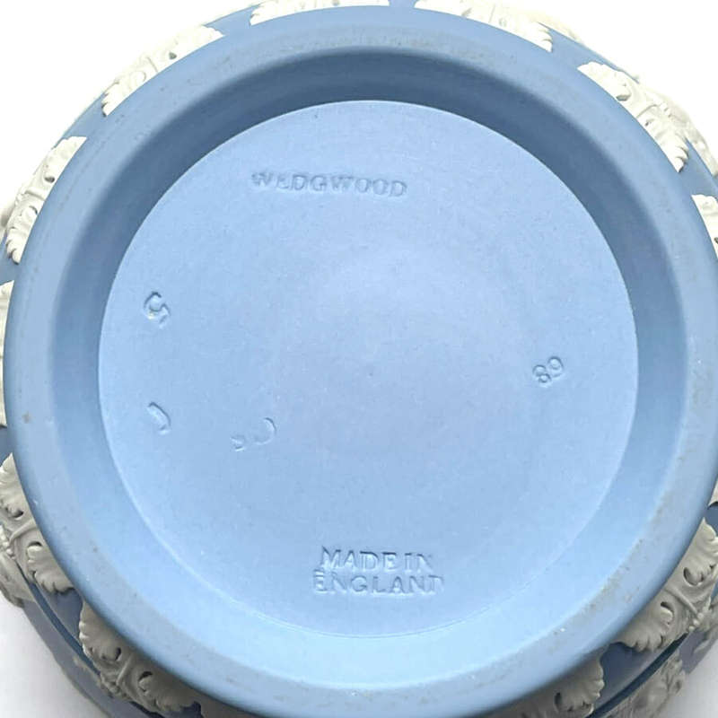 Wedgwood Blue Jasperware Grape Vine Maiden Jardinière