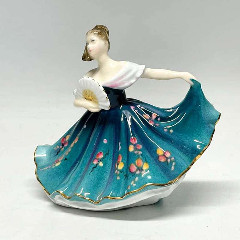 Royal Doulton Elaine Mini Figurine  HN3247