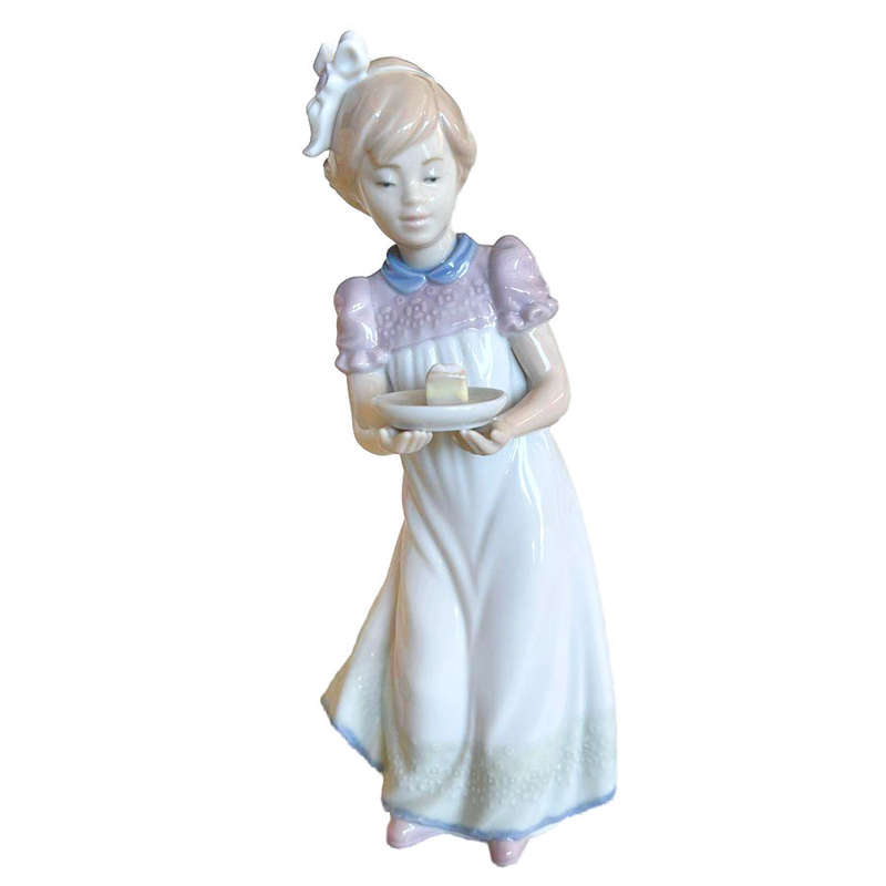 Lladro Happy Birthday Figurine 5429