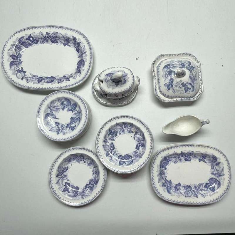 Copeland Ivy Leaf Pattern Childs Dinner Service 19th