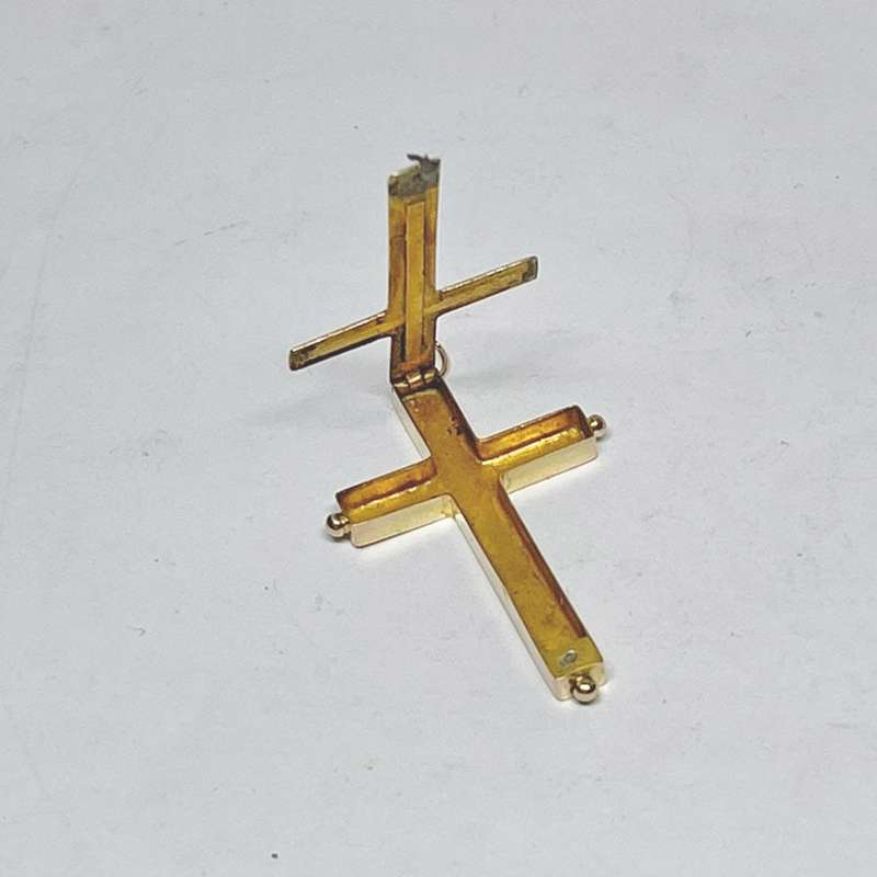 18ct Gold Hinged Crucifix Pendant
