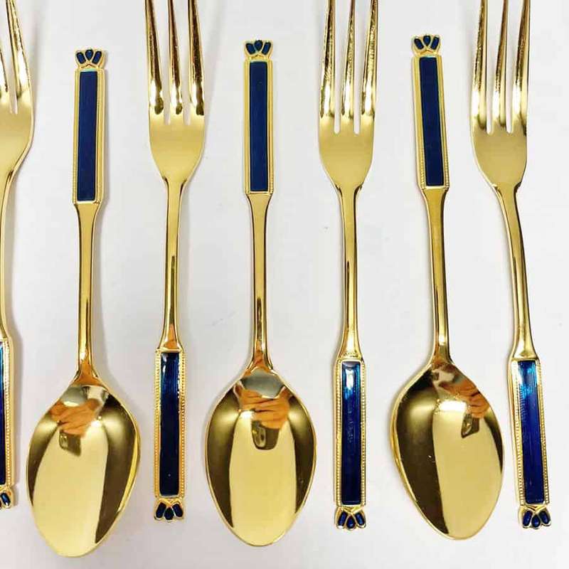 Eetrite 24ct Gold Plated Royal Albert Heirloom 12 Place Setting