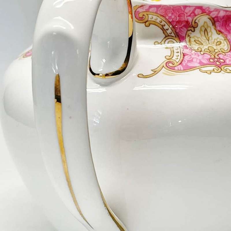 Royal Albert Lady Carlyle Teapot C1940