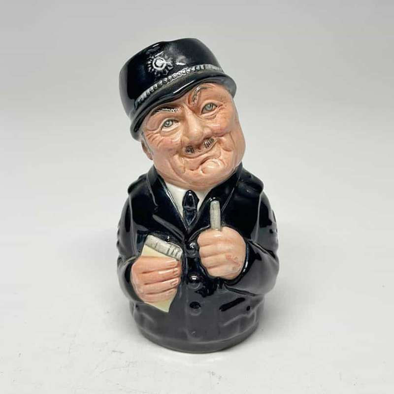 The Policeman D6720 Royal Doulton Doultonville