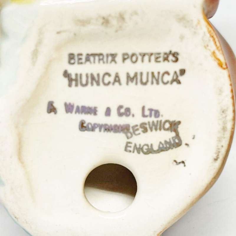 Beswick Beatrix Potter Hunca Munca BP2