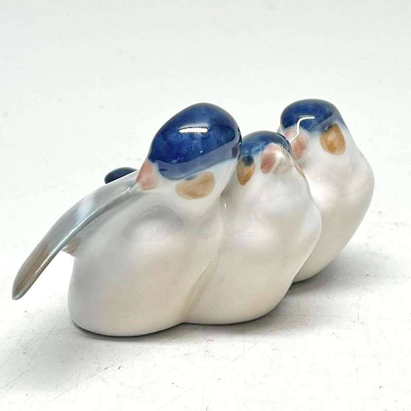 Royal Copenhagen Three Finches 1045