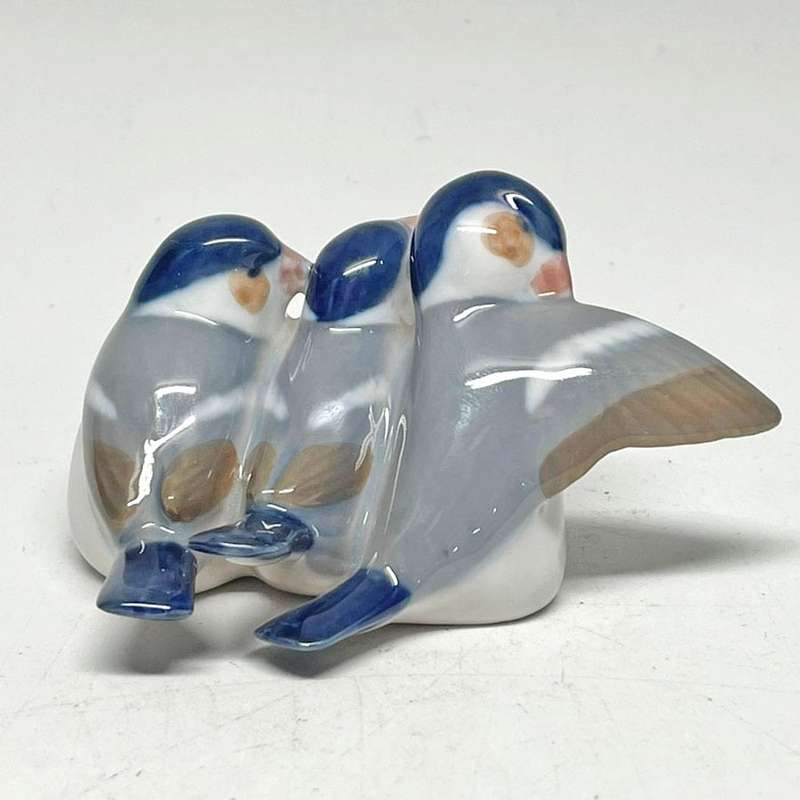 Royal Copenhagen Three Finches 1045