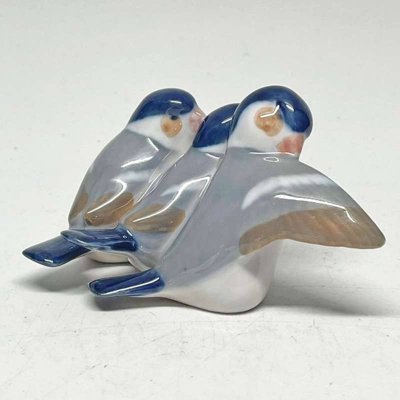 Royal Copenhagen Three Finches 1045