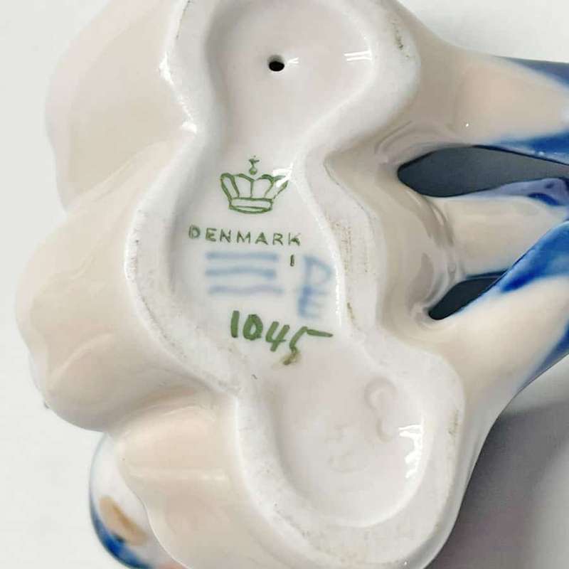 Royal Copenhagen Three Finches 1045