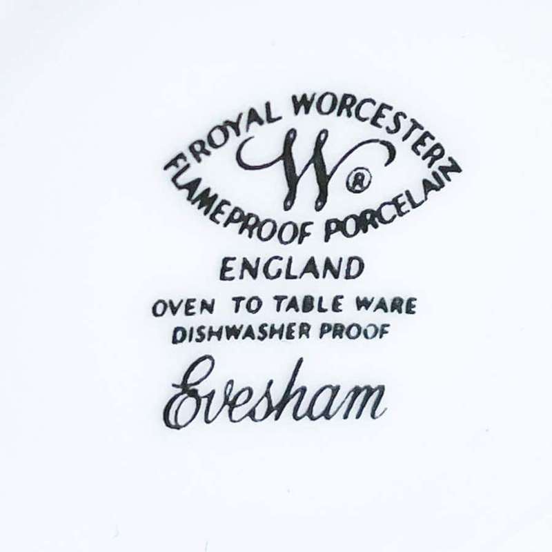 Royal Worcester Evesham Oven Pie Dish