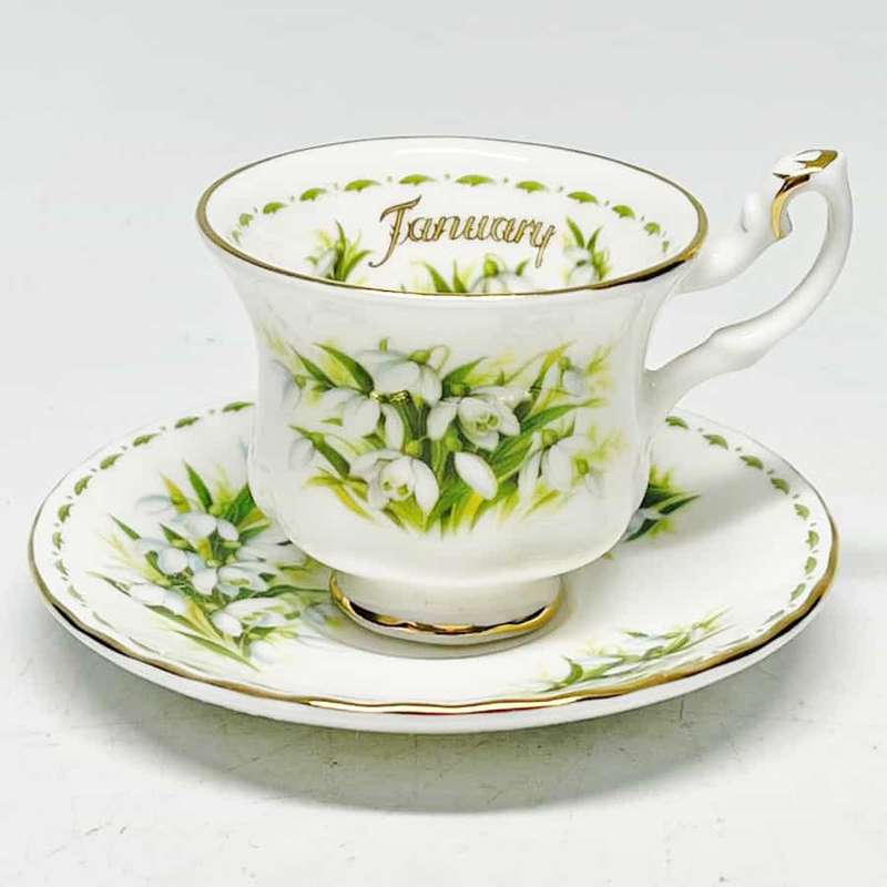 Royal Albert Flower Of The Month Miniature January