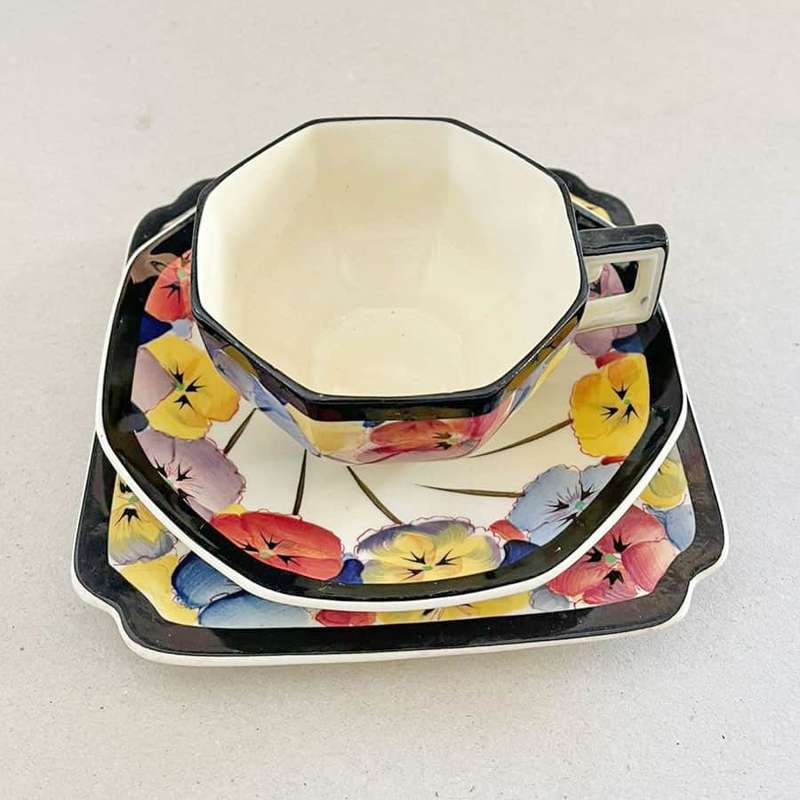 Royal Doulton Art Deco Pansy Trio D4049