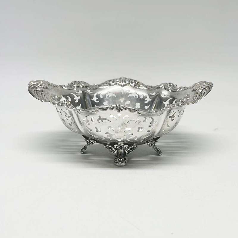 Sterling Silver Pierced Alvin Bon Bon C1886