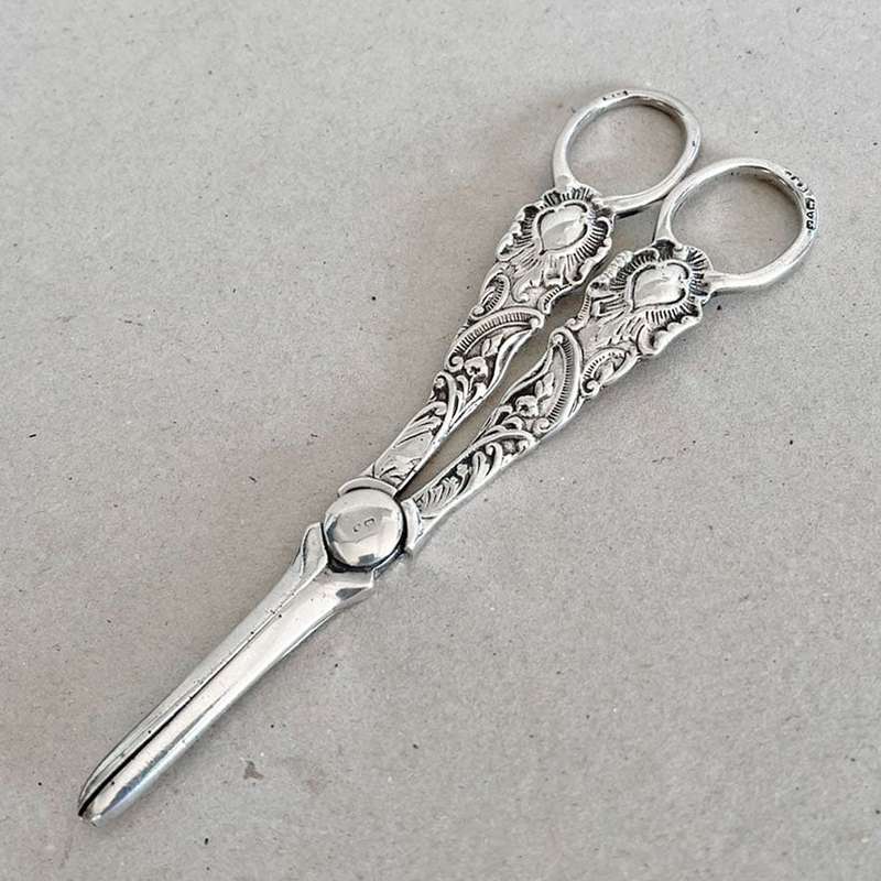 Hallmarked Silver Grape Scissors Chester 1901