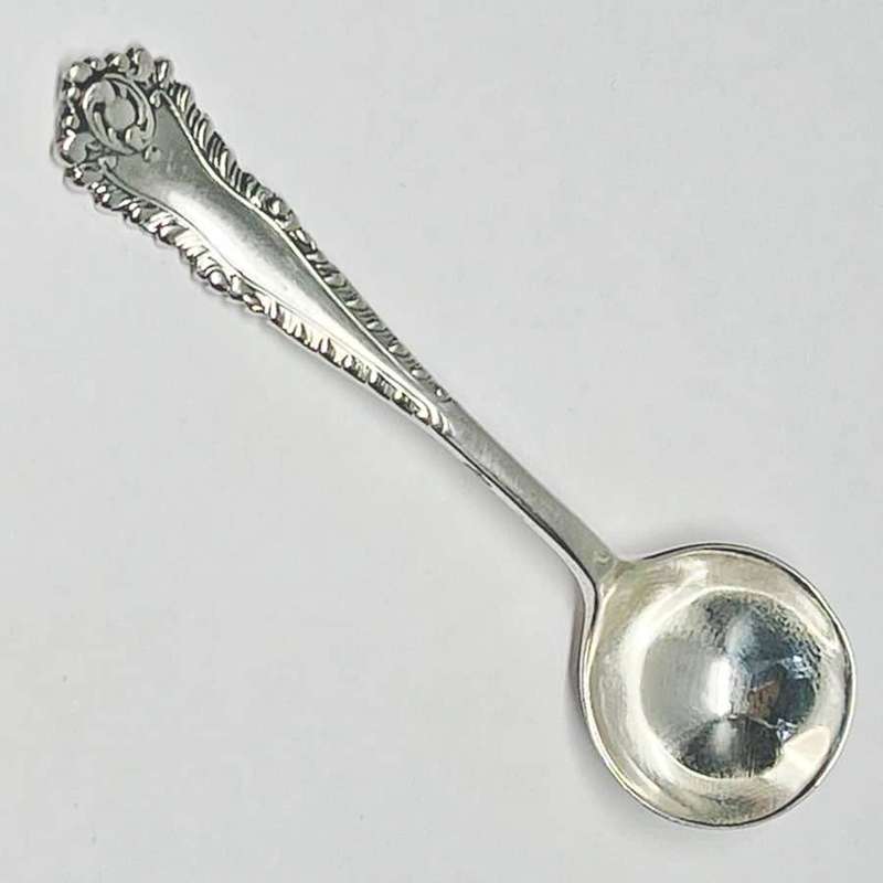 Hallmarked Silver Salt Spoon Birmingham 1899