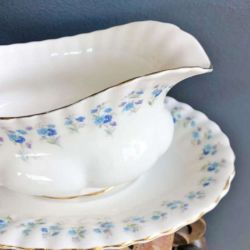 Royal Albert Memory Lane Sauce Boat and Stand
