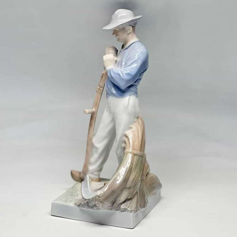 Royal Copenhagen Harvester Figurine 685