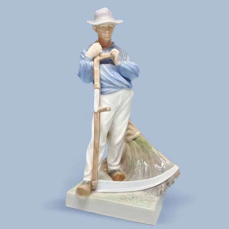 Royal Copenhagen Harvester Figurine 685