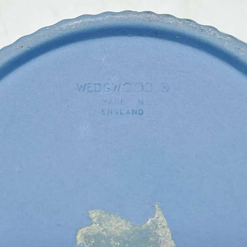 Wedgwood Jasperware Light Blue Pegasus Covered Bowl