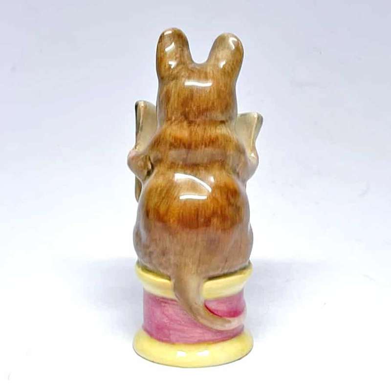 Beswick Beatrix Potter Tailor of Gloucester BP3a