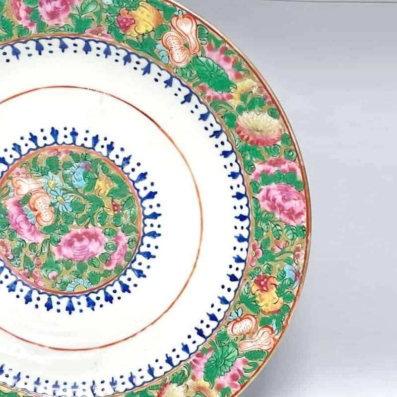 Chinese Rose Medallion Plate Canton Period  19th