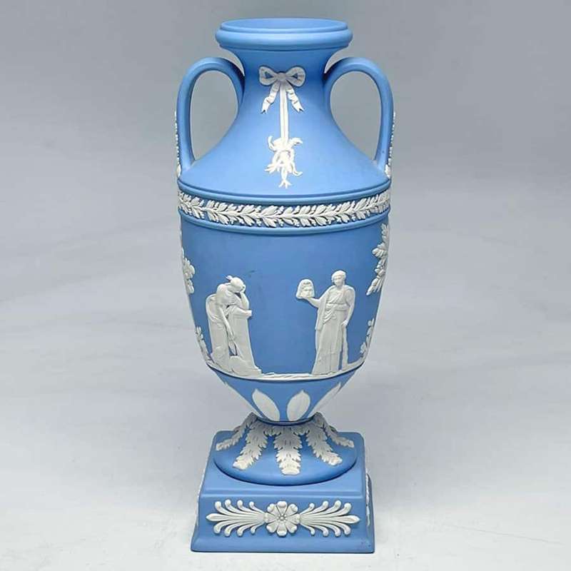 Wedgwood Jasper Ware Urn Vase On Base