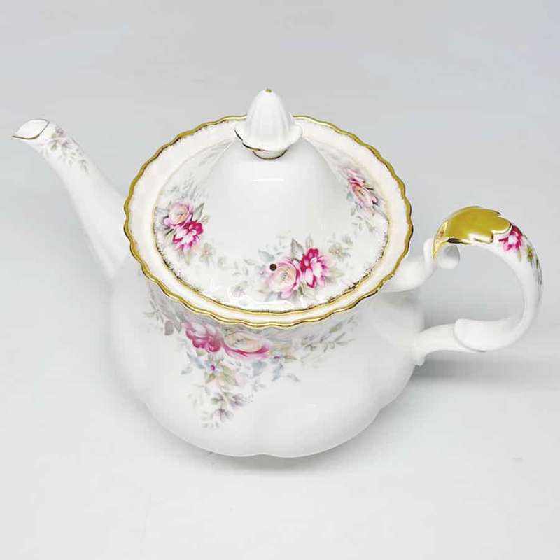 Royal Albert Autumn Roses Tea Pot