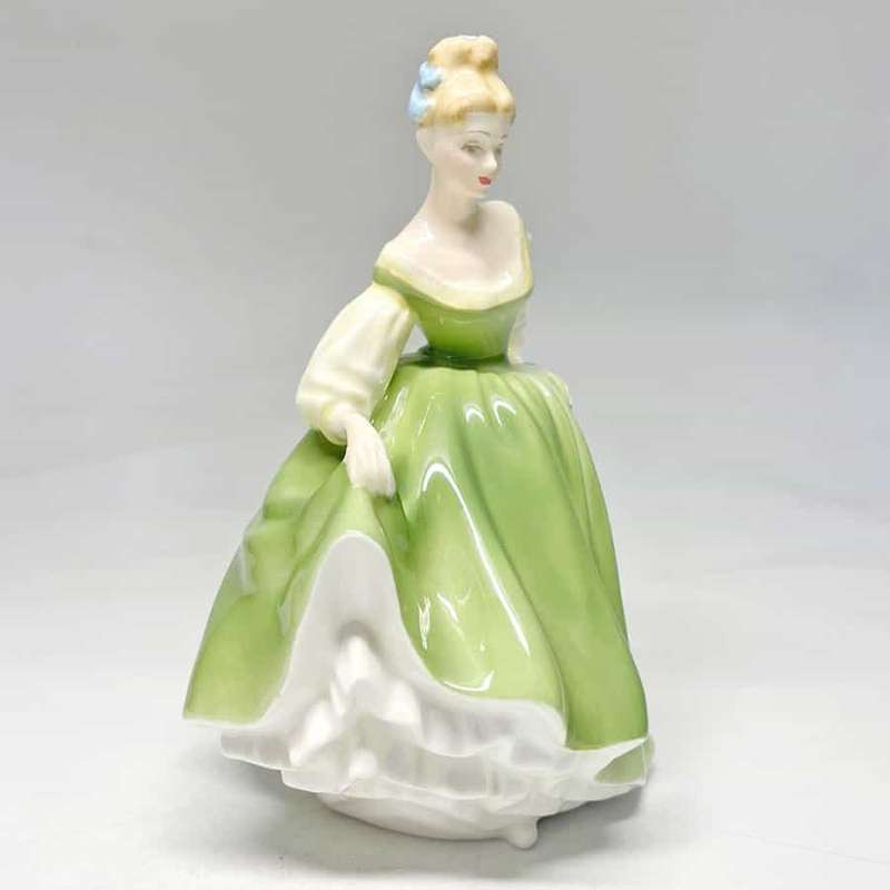 Royal Doulton Figurine Fair Lady Green Dress HN2193