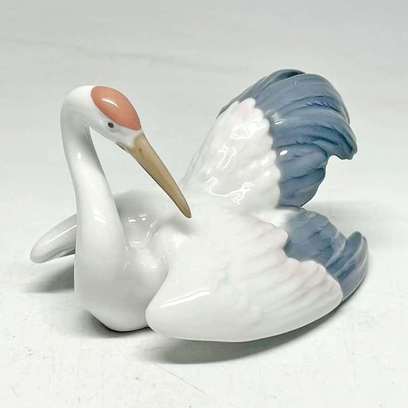 Lladro Nesting Crane 1599