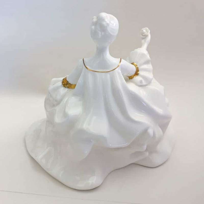 Royal Doulton Figurine Antionette HN2326
