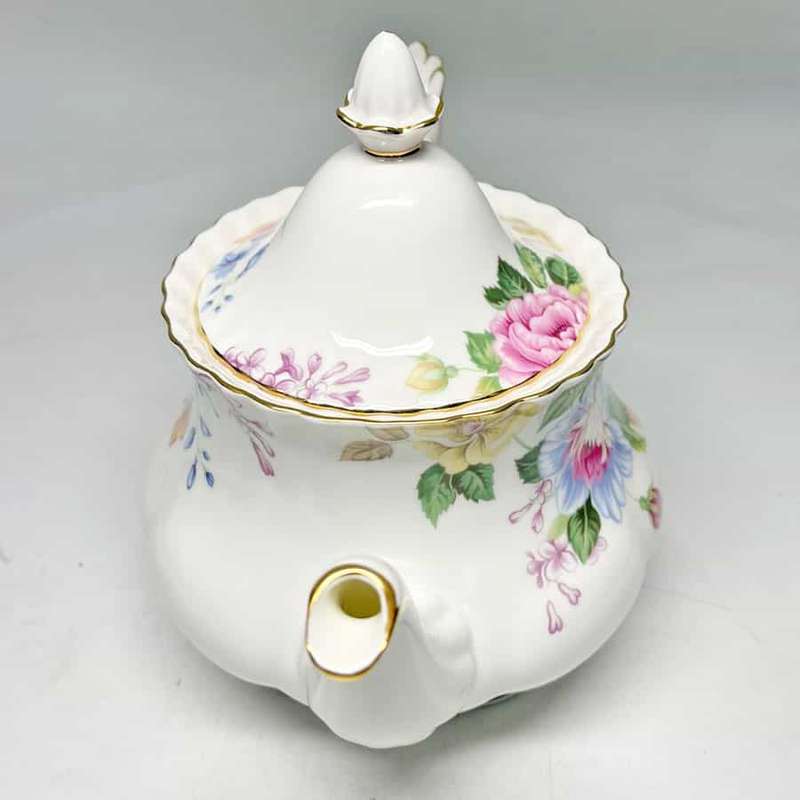 Royal Albert Beatrice Tea Pot