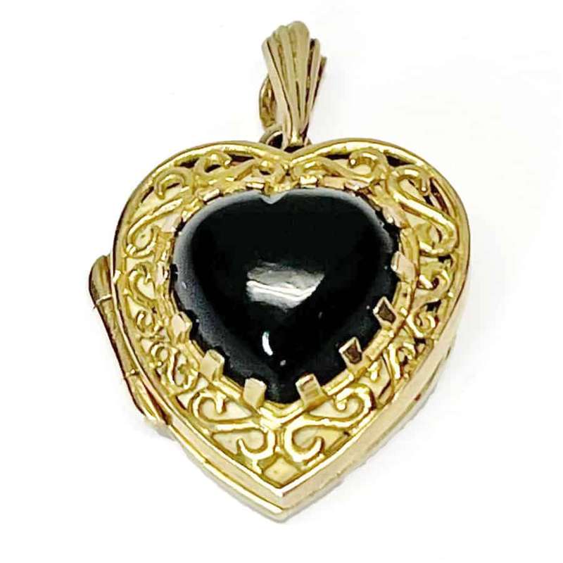 9ct Gold Onyx Heart Locket