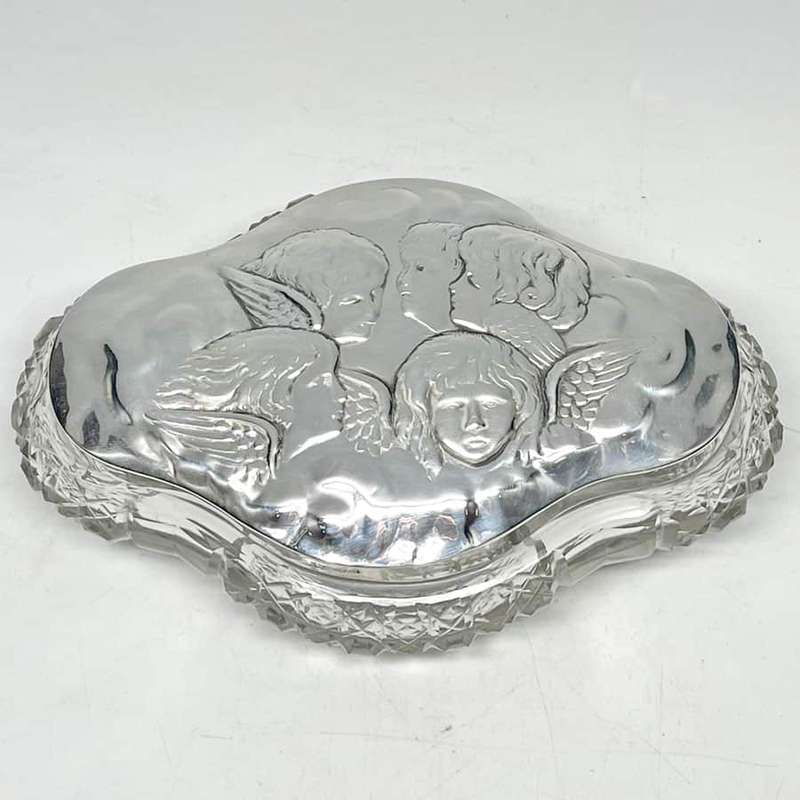 Hallmarked Silver Reynolds Angels Trinket Box Chester 1902
